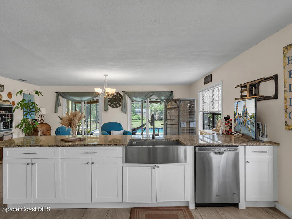 282 Neville Circle, Palm Bay, FL 32907