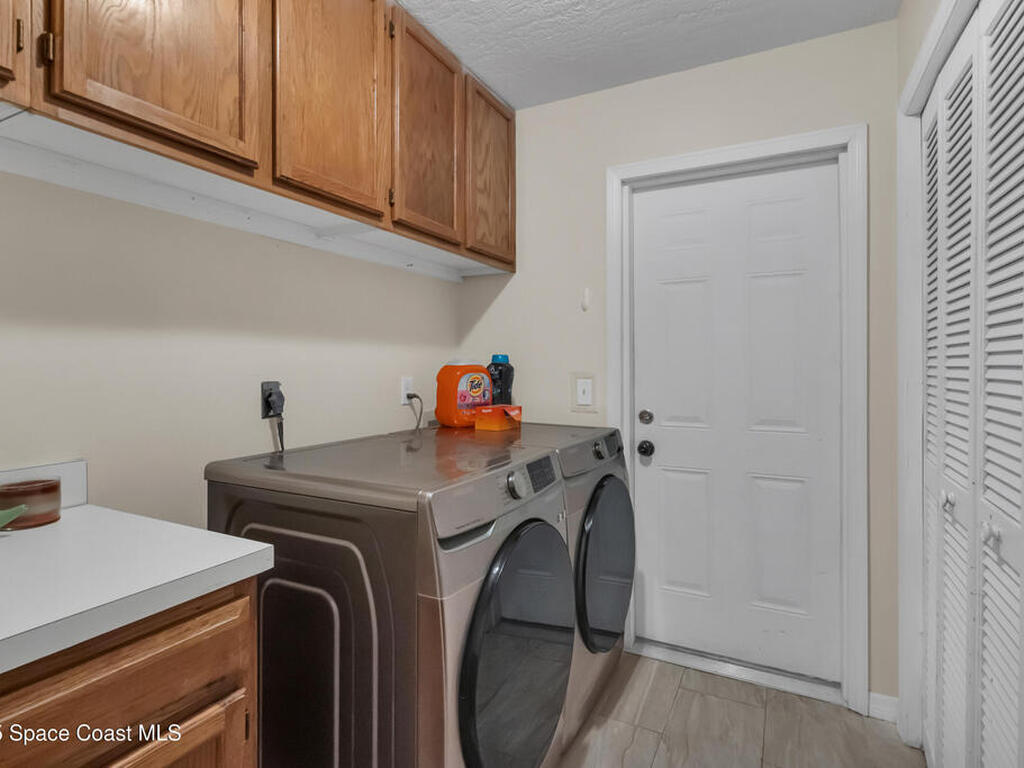 282 Neville Circle, Palm Bay, FL 32907