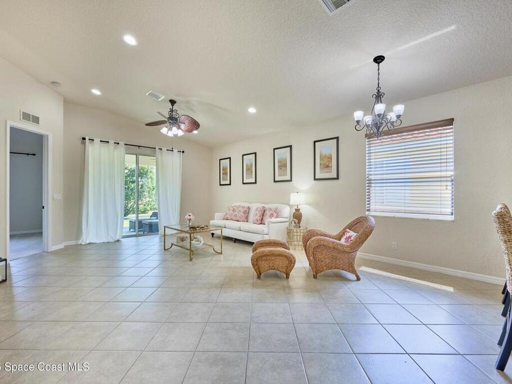 6227 Thames Place, Vero Beach, FL 32966