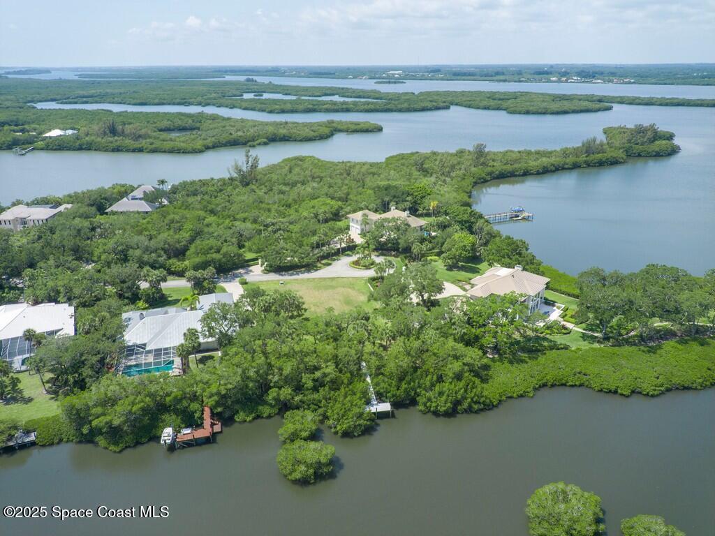 2660 Riverview Court, Vero Beach, FL 32963