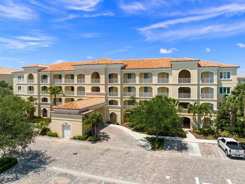17 Harbour Isle Drive, Hutchinson Island, FL 34949