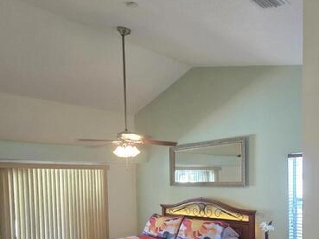 212 Nemo Circle, Palm Bay, FL 32907