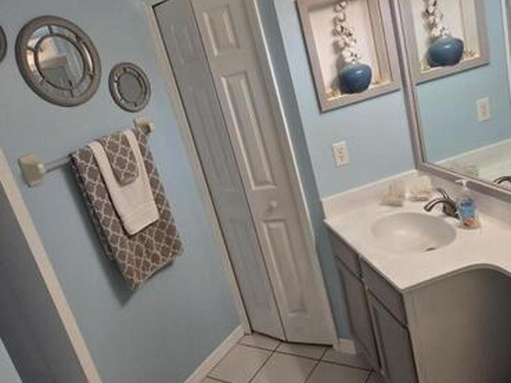212 Nemo Circle, Palm Bay, FL 32907