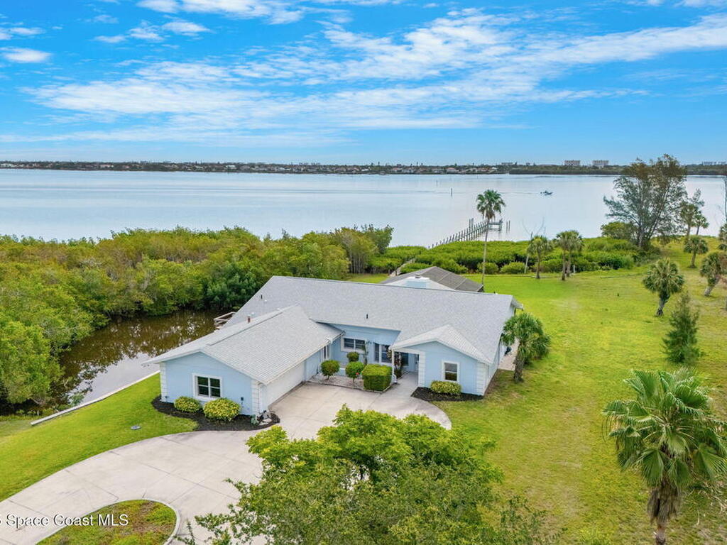 9620 S Tropical Trail, Merritt Island, FL 32952