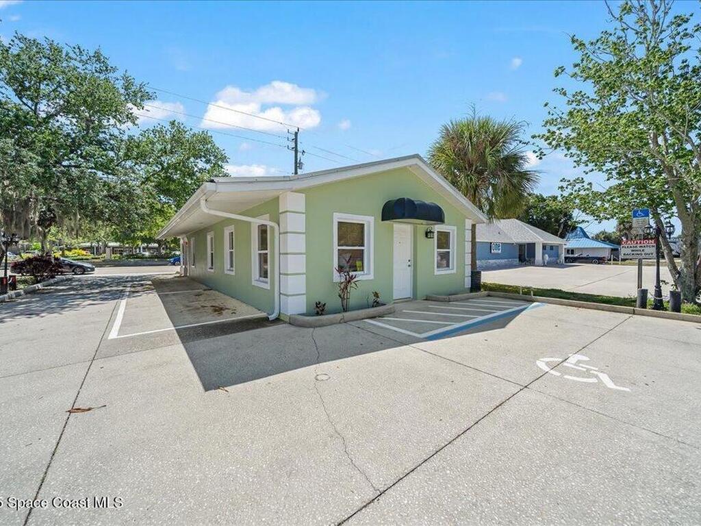 2308 S Babcock Street, Melbourne, FL 32901