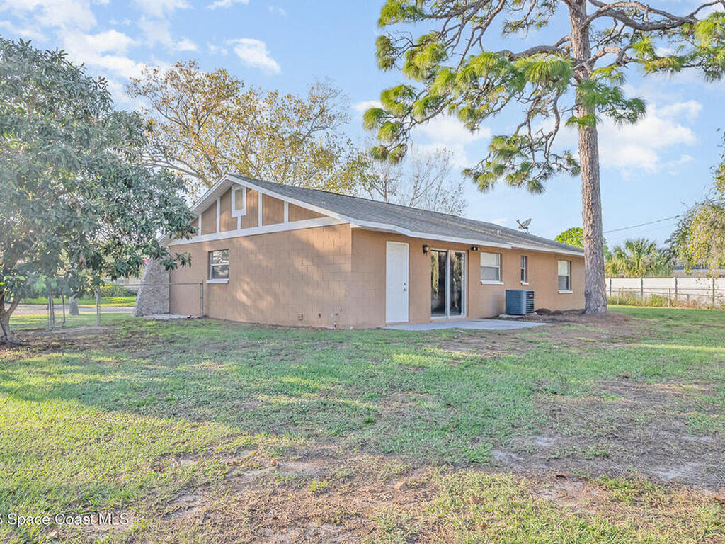 886 Westport Drive, Rockledge, FL 32955