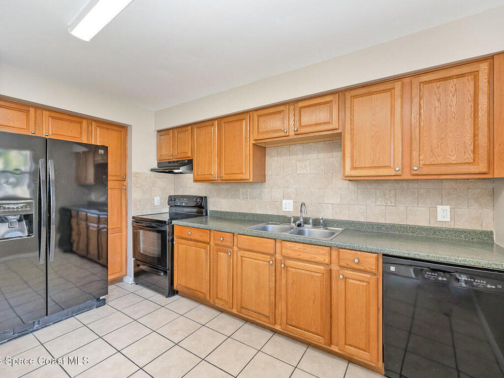 886 Westport Drive, Rockledge, FL 32955