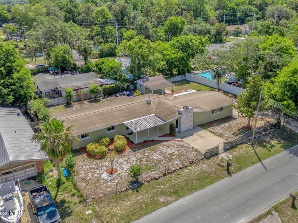 1491 Granada Avenue, Daytona Beach, FL 32117