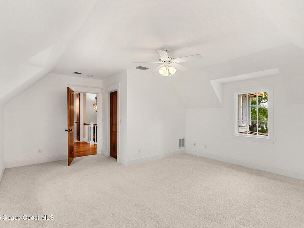 7021 S Tropical Trail, Merritt Island, FL 32952