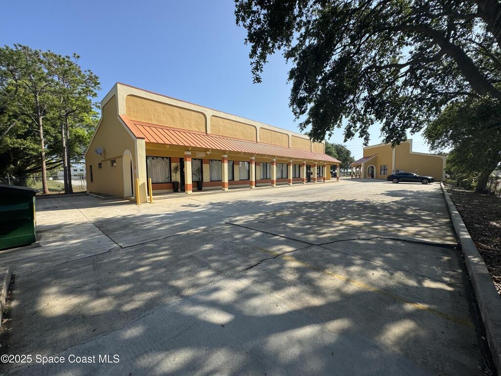 1175 N Courtenay Parkway, Merritt Island, FL 32953