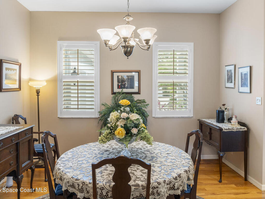 1035 Quail Court, Vero Beach, FL 32968