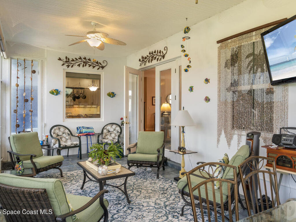 1035 Quail Court, Vero Beach, FL 32968
