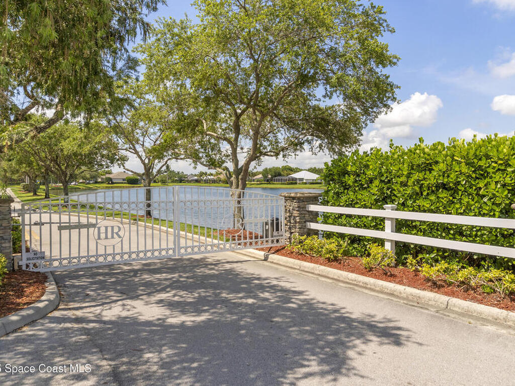 1035 Quail Court, Vero Beach, FL 32968