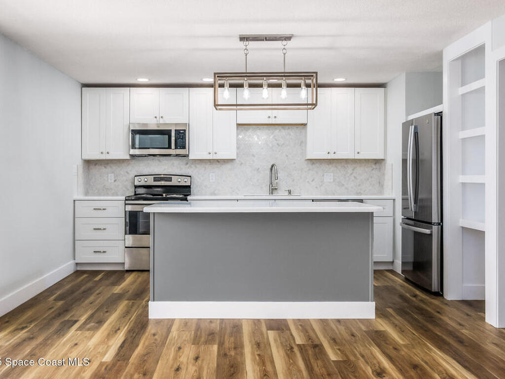 299 E Central Boulevard, Cape Canaveral, FL 32920