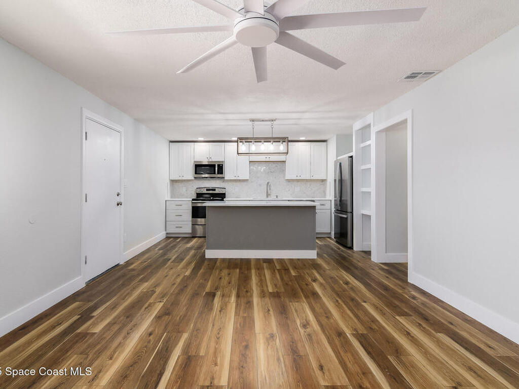 299 E Central Boulevard, Cape Canaveral, FL 32920