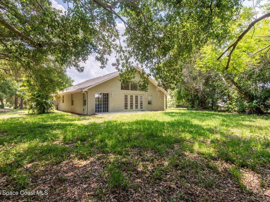 7030 Livingstone Lane, Melbourne, FL 32904