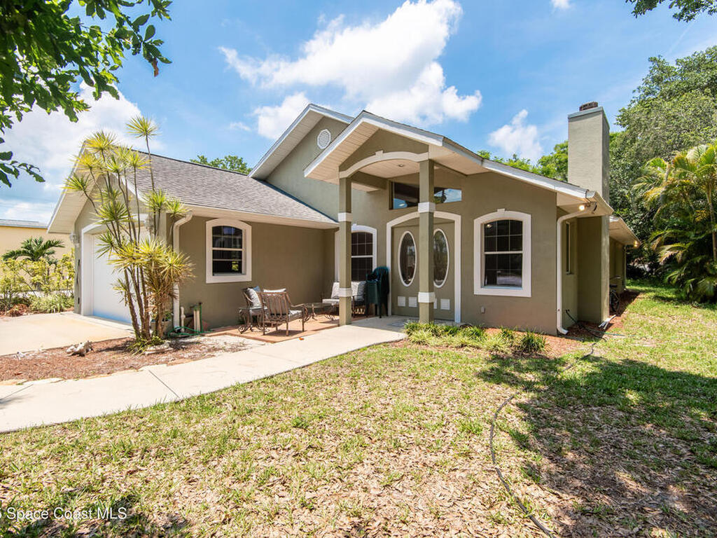7030 Livingstone Lane, Melbourne, FL 32904