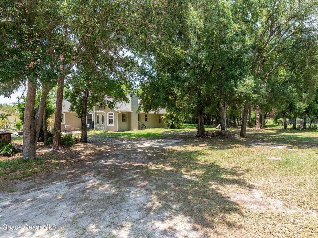 7030 Livingstone Lane, Melbourne, FL 32904
