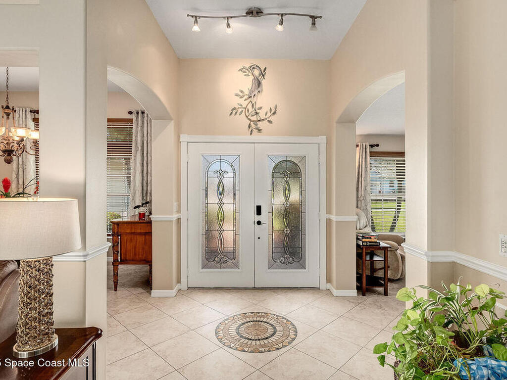 208 Chello Avenue, Sebastian, FL 32958