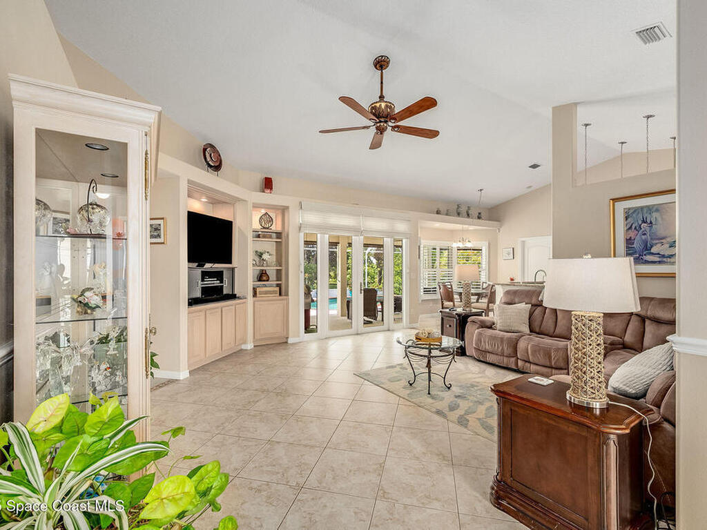 208 Chello Avenue, Sebastian, FL 32958