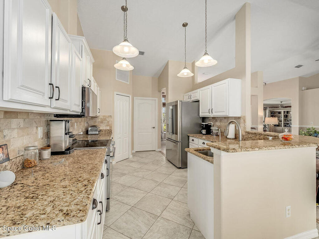208 Chello Avenue, Sebastian, FL 32958