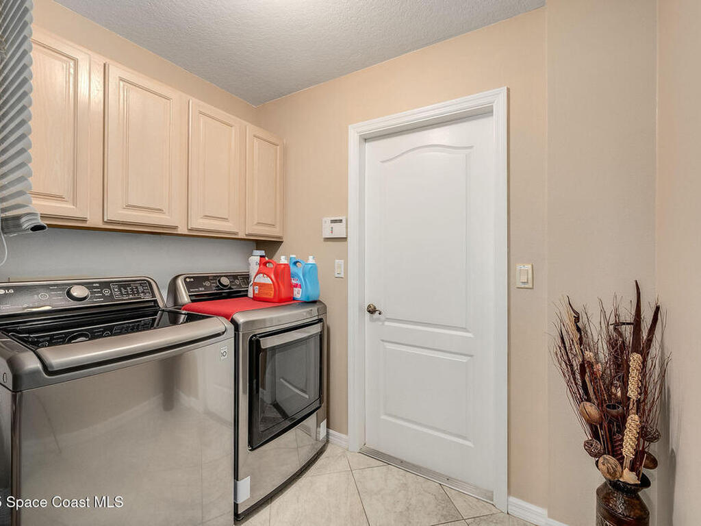 208 Chello Avenue, Sebastian, FL 32958