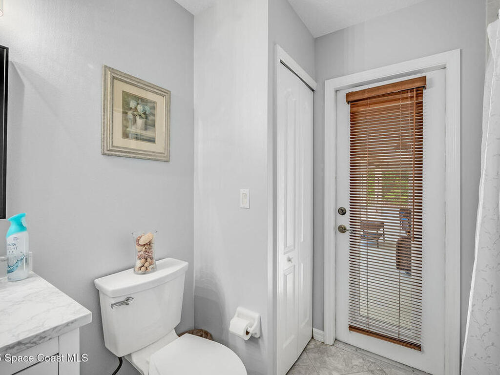 208 Chello Avenue, Sebastian, FL 32958