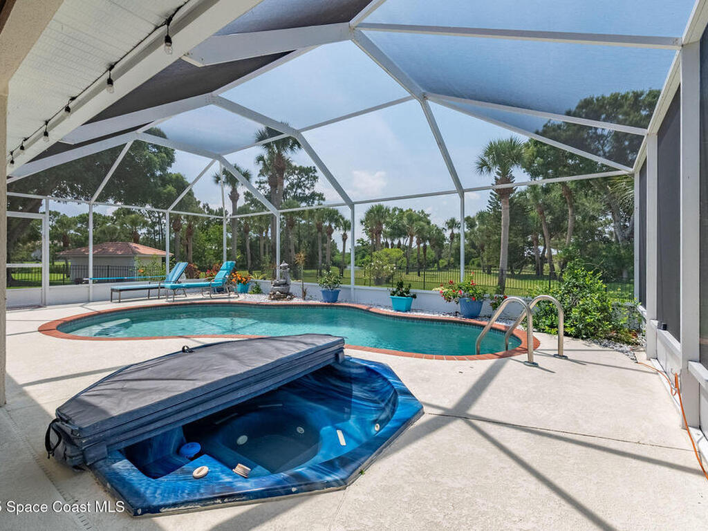 208 Chello Avenue, Sebastian, FL 32958