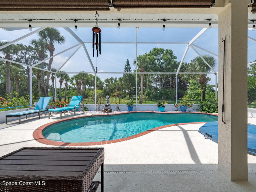 208 Chello Avenue, Sebastian, FL 32958