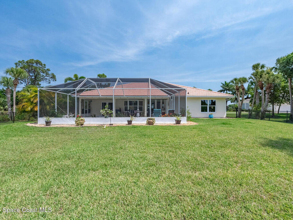 208 Chello Avenue, Sebastian, FL 32958