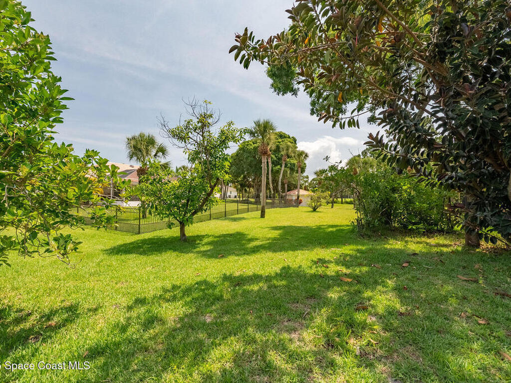 208 Chello Avenue, Sebastian, FL 32958