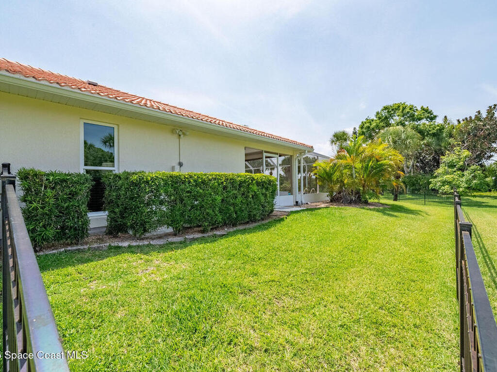 208 Chello Avenue, Sebastian, FL 32958