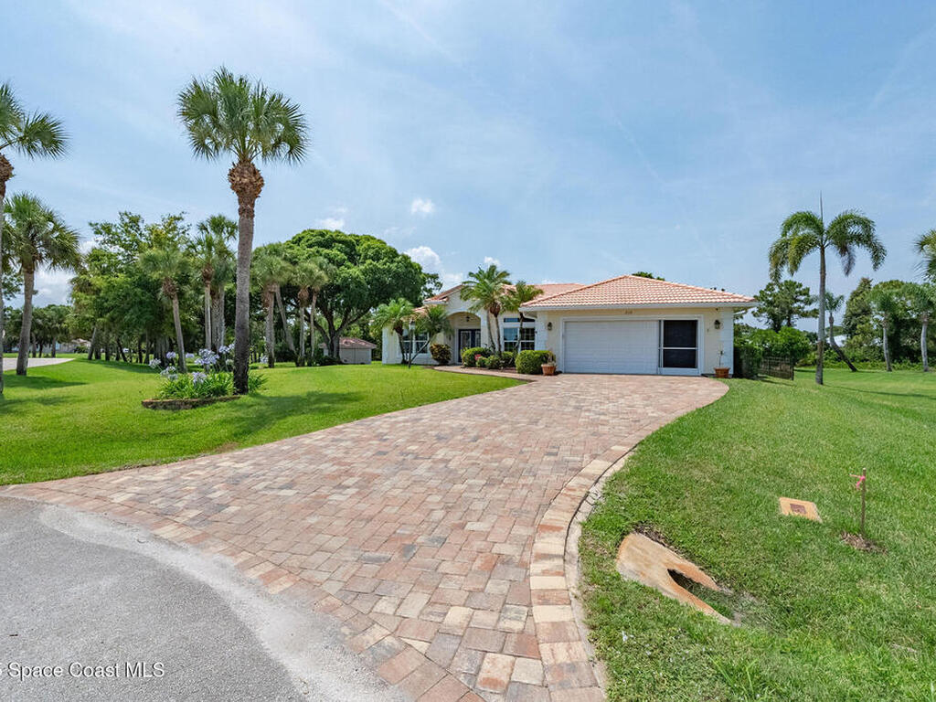 208 Chello Avenue, Sebastian, FL 32958