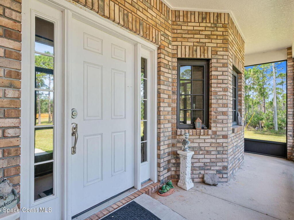 6460 Sapling Avenue, Grant, FL 32949