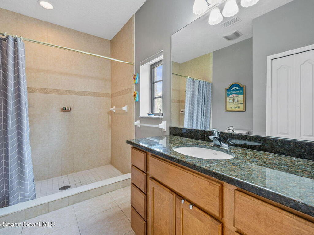 6460 Sapling Avenue, Grant, FL 32949