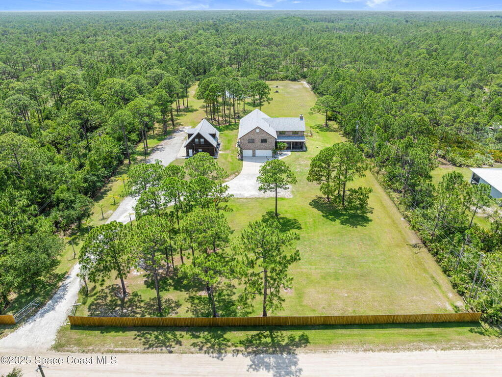 6460 Sapling Avenue, Grant, FL 32949