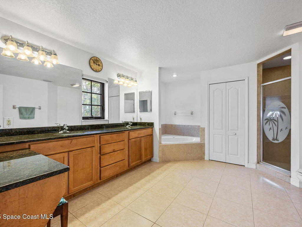 6460 Sapling Avenue, Grant, FL 32949