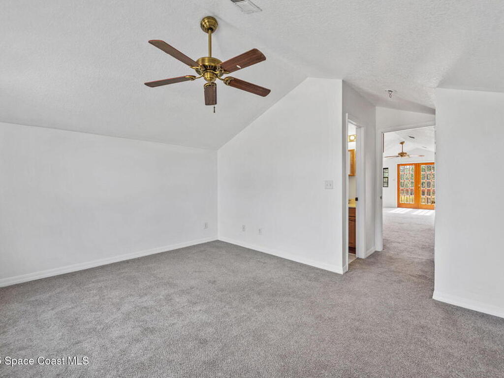 6460 Sapling Avenue, Grant, FL 32949