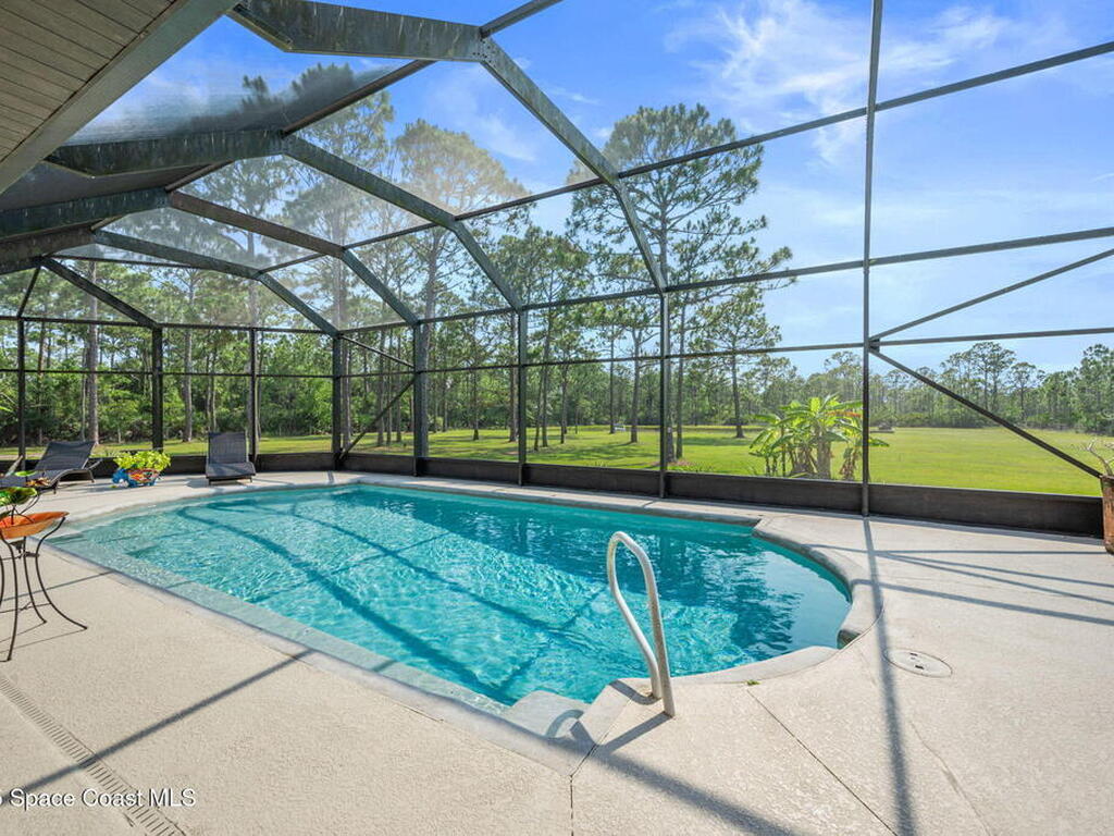 6460 Sapling Avenue, Grant, FL 32949