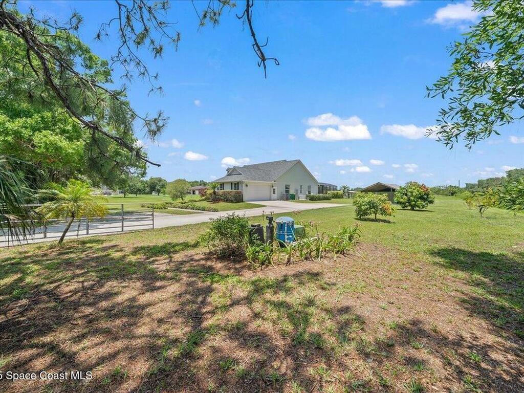 3240 Aurantia Road, Mims, FL 32754