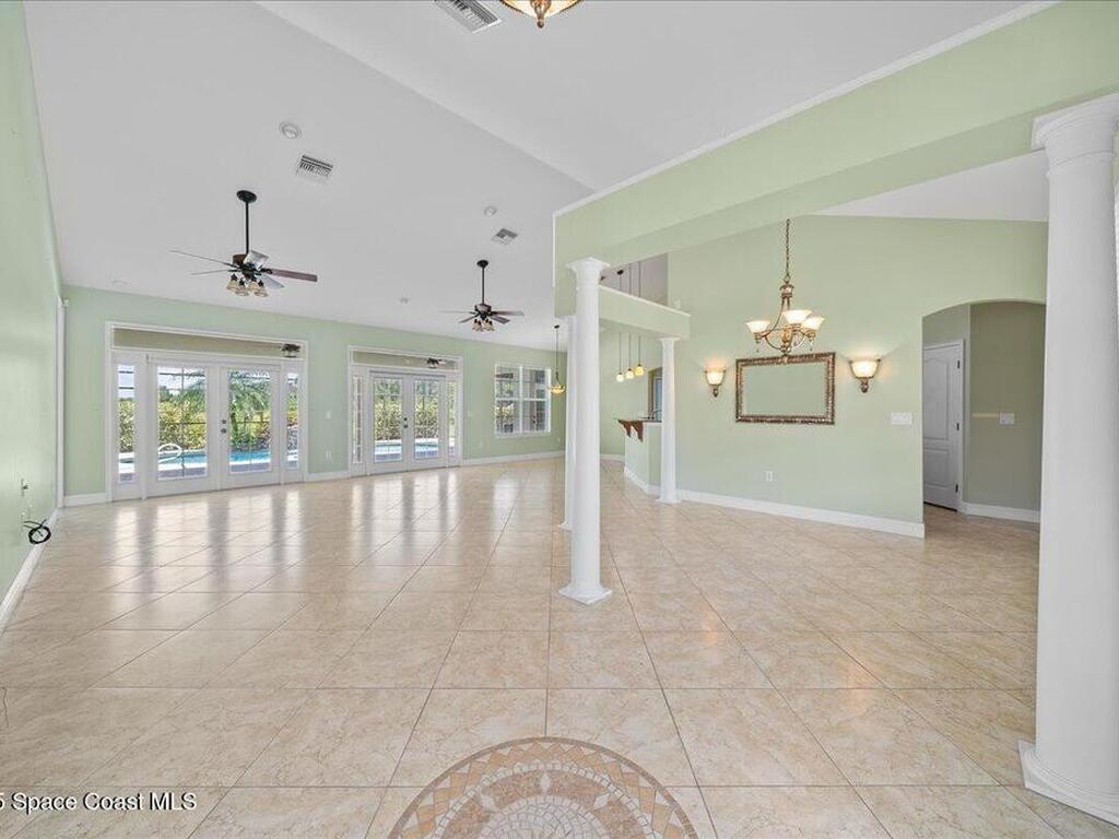 3240 Aurantia Road, Mims, FL 32754