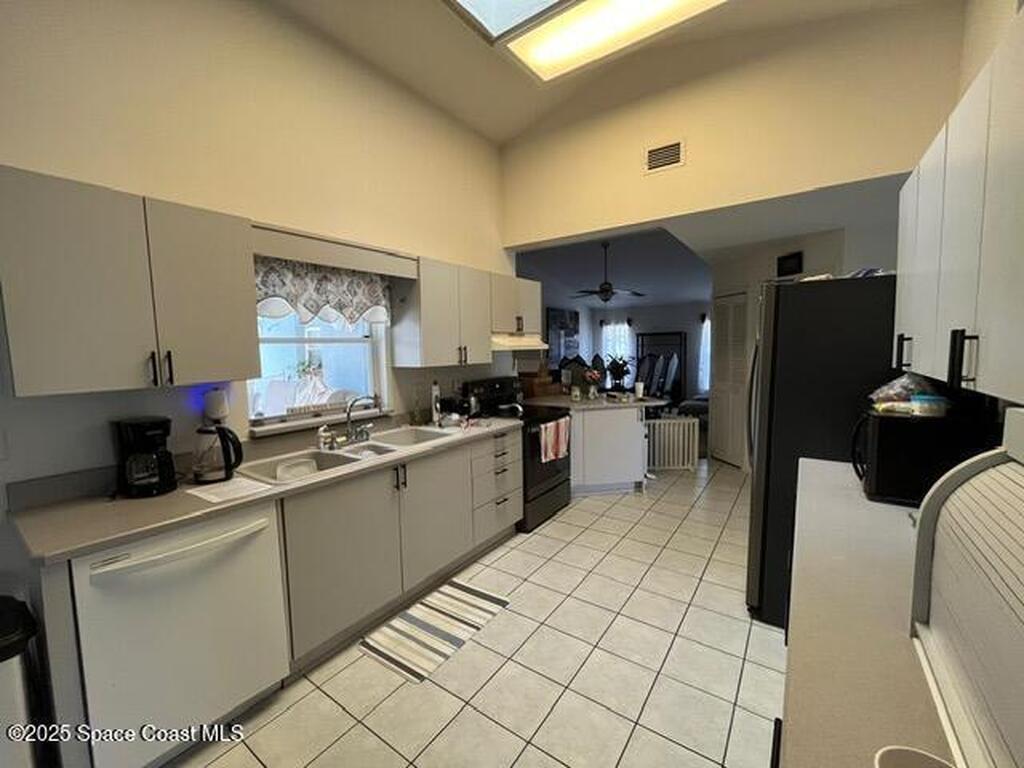 130 Nemo Circle, Palm Bay, FL 32907