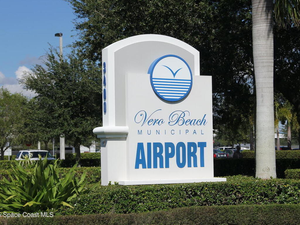 6005 Bella Rosa Lane, Vero Beach, FL 32966