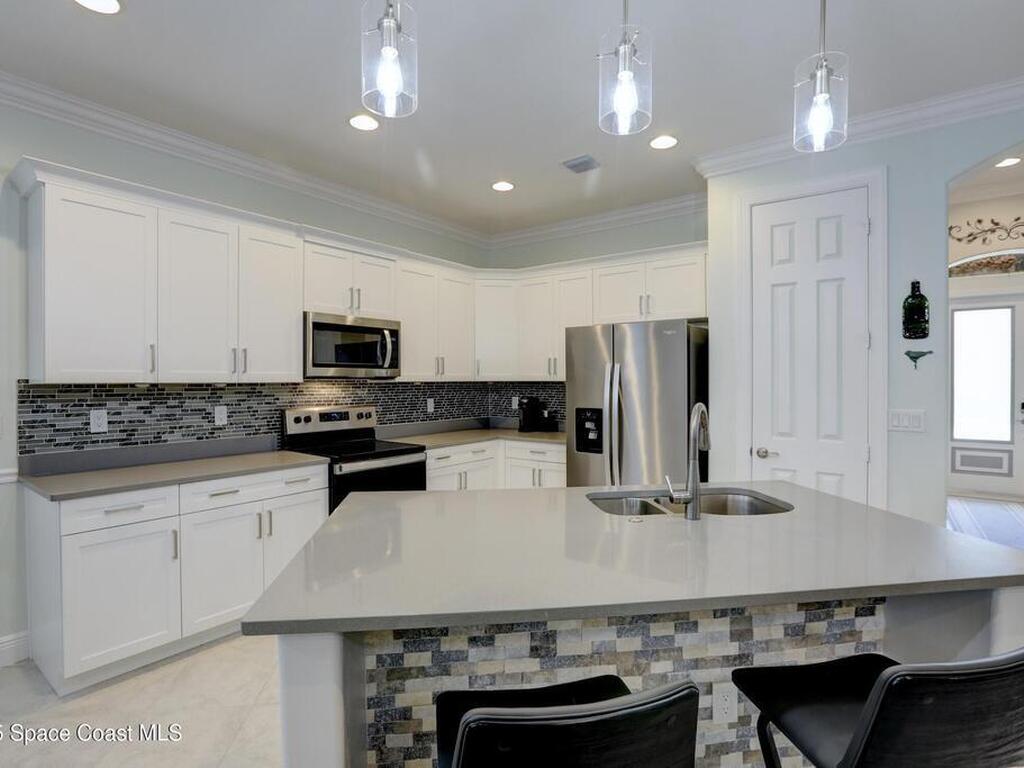 6005 Bella Rosa Lane, Vero Beach, FL 32966