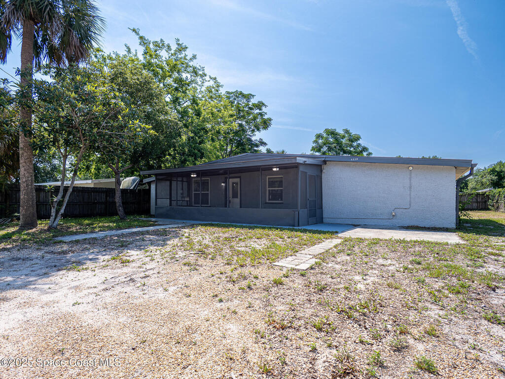1229 Deneece Terrace, Daytona Beach, FL 32117