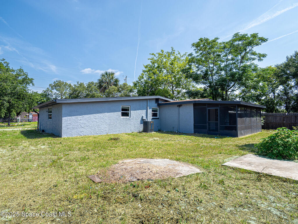1229 Deneece Terrace, Daytona Beach, FL 32117