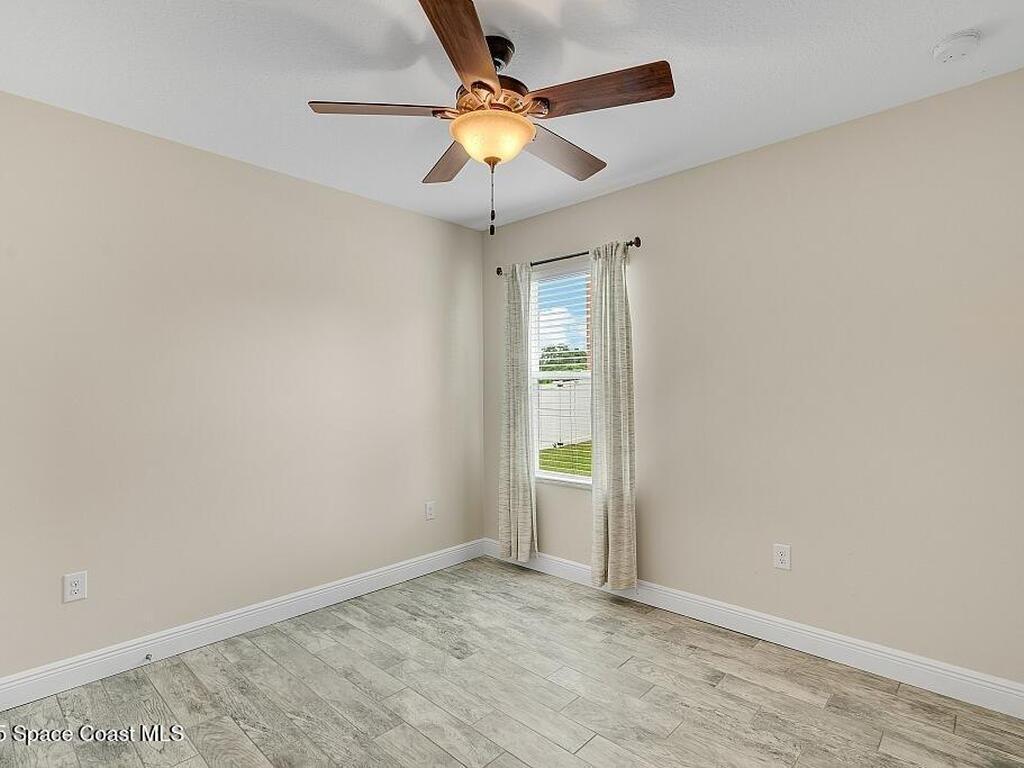 1611 Lexington Square, Vero Beach, FL 32962