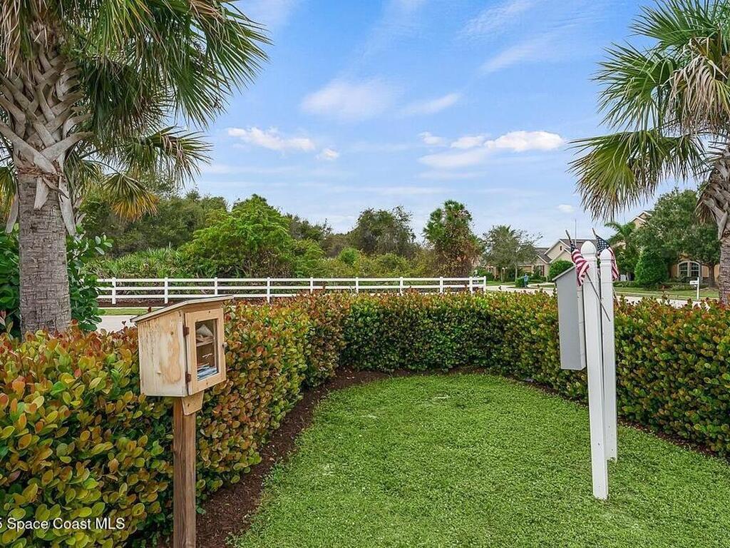 1611 Lexington Square, Vero Beach, FL 32962