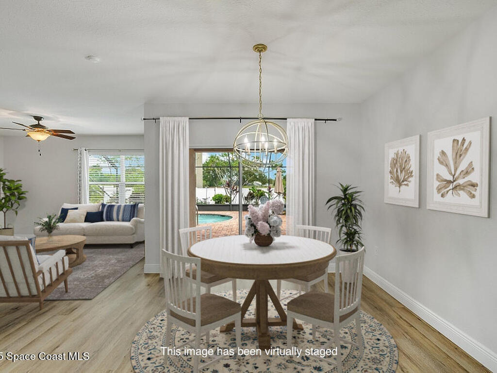 1611 Lexington Square, Vero Beach, FL 32962