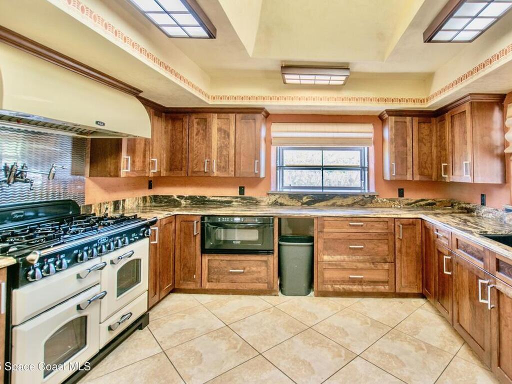 5510 Howell Branch Road, Winter Park, FL 32792